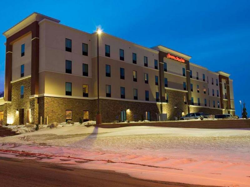 Hampton Inn & Suites Bismarck Northwest Екстериор снимка